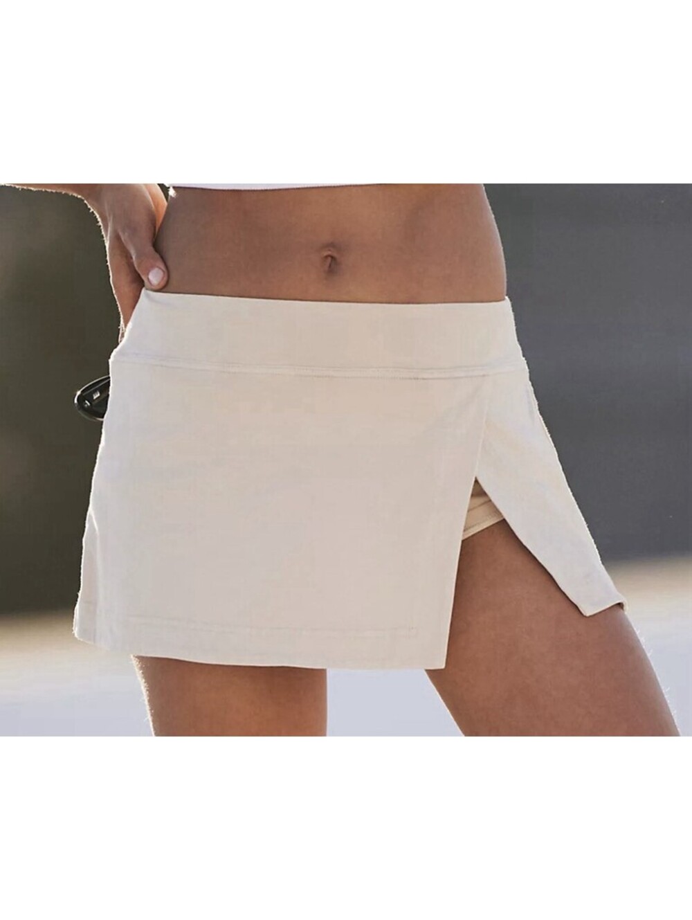 NWT FP MOVEMENT by FREE PEOPLE Hot Shot Mini Skort MED Cappuccino